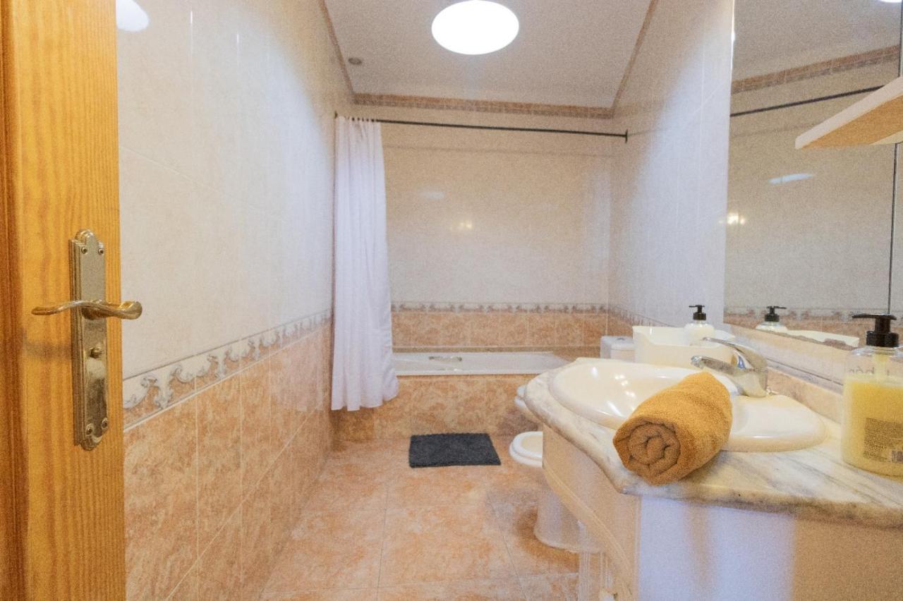 Three Bedroom Apartament Near Santa Cruz 1A Luaran gambar